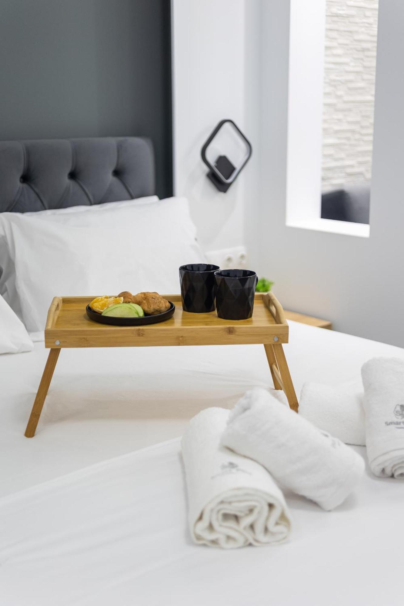 New Luxury Apartment In Downtown Салоники Экстерьер фото